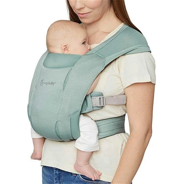 Ergobaby Embrace Soft Air Mesh Sage Babytrage Für Neugeborene 2 Ergobaby Embrace Soft Air Mesh Sage Babytrage Für Neugeborene – Bild 2