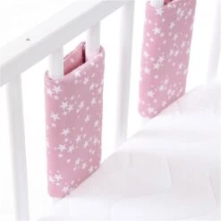 Babybay Nestchen Ultrafresh Piqué Für Maxi, Boxspring, Comfort Beere, Mit Sternen Weiß -Säuglingspflege babybay nestchen ultrafresh pique maxi boxspring midi beere sterne weiss 160868 003